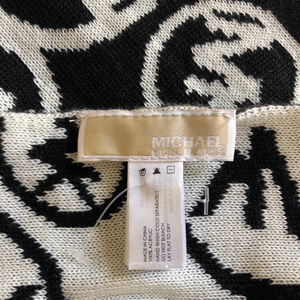 Michael Kors scarf